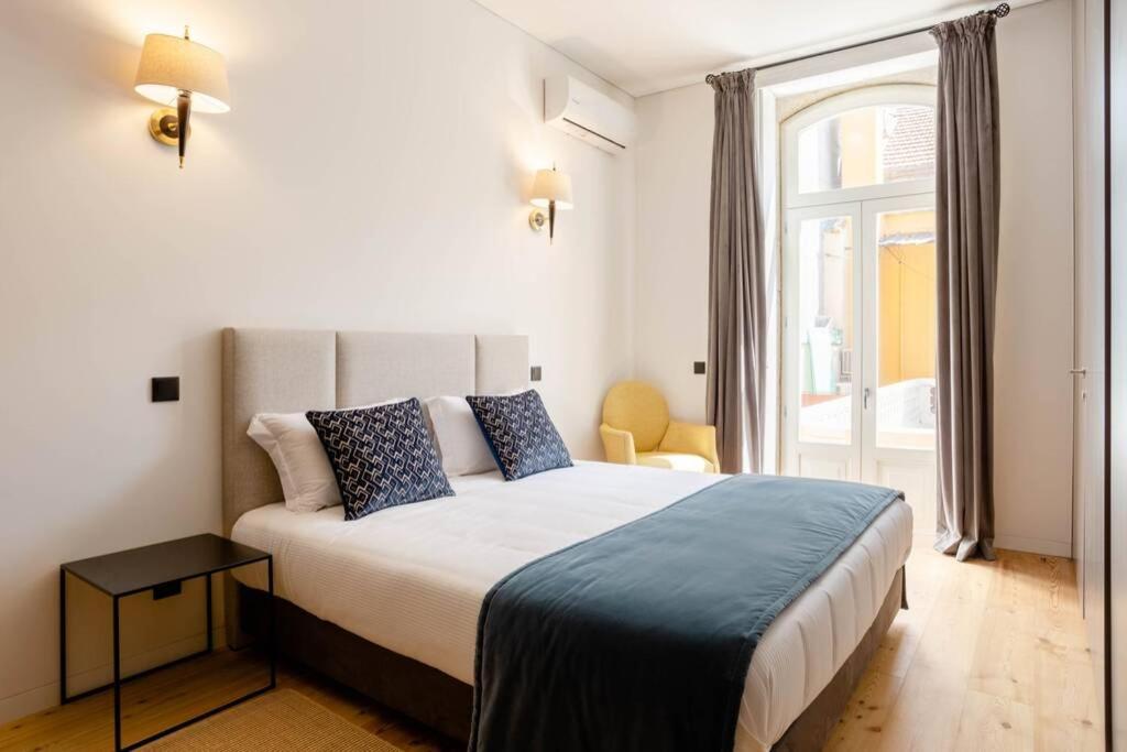 Boutique Rentals-Art & Charm II Apt W/ Terrace Porto Exterior photo